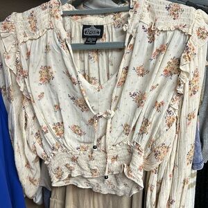 Angie Cropped Long Sleeve